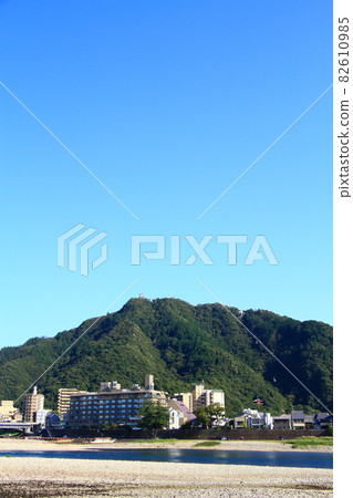 Scenery of Nagara Onsen, Mt.Kinka and Gifu Castle Scenery of Nagara Onsen, Mt.Kinka and Gifu Castle 82610985