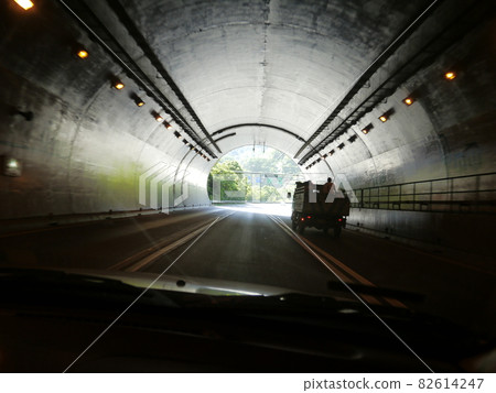 tunnel tunnel 82614247