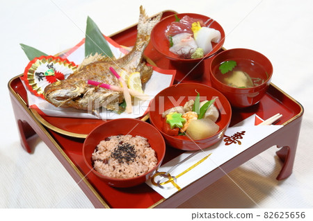 新生兒百日宴 | 出生100天后 - 日本傳統儀式圖片 新生兒百日宴 | 出生100天后 - 日本傳統儀式圖片 82625656