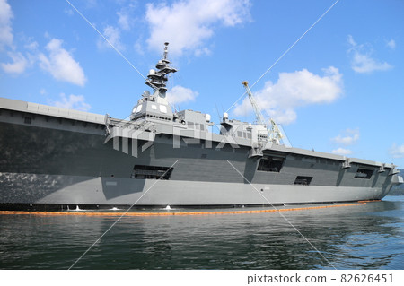 Escort ship "HIGUKE" 82626451