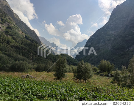 Summer mountain valley canyon panorama 82634233
