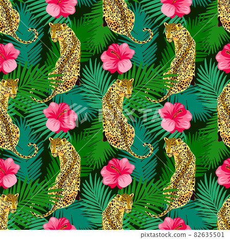 Floral leopard seamless pattern. 82635501