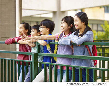 asian elementary school children having a good time together 82639244