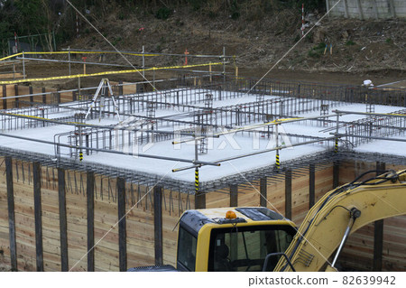 Construction site rebar formwork compaction status 82639942