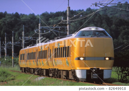 JR West 289系列特快Kounotori“跟隨與明智光秀有關的土地” JR West 289系列特快Kounotori“跟隨與明智光秀有關的土地” 82649918