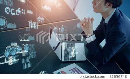 商人在辦公室思考業務和統計 82656748