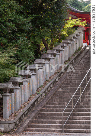 Shrine tower gate stairs 82657633