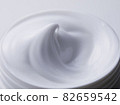 White cream basic cosmetics sizzle close-up 82659542