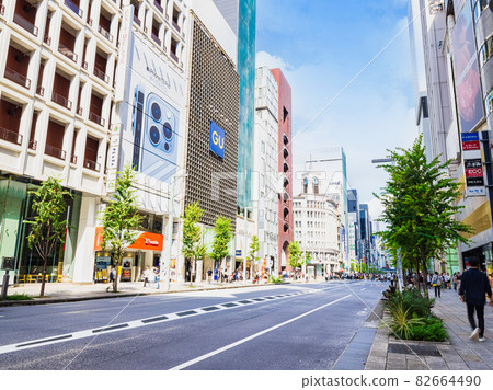 Tokyo Ginza Chuo-dori Tokyo Ginza Chuo-dori 82664490