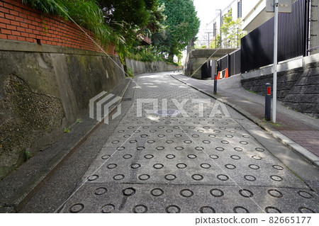 Yokohama Yamate Shiokumizaka Yokohama Yamate Shiokumizaka 82665177