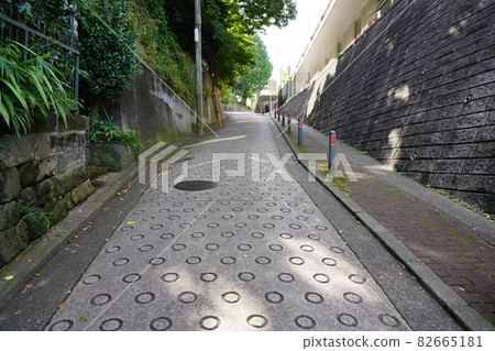 Yokohama Yamate Shiokumizaka Yokohama Yamate Shiokumizaka 82665181