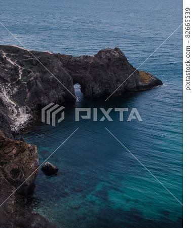 Beautiful view of grotto at the sea Beautiful view of grotto at the sea 82665539