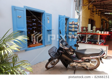 摩托車柬埔寨咖啡館 82666151