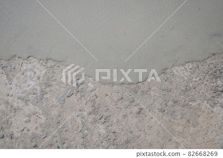 floor partially covering with self-levelling cement mortar floor partially covering with self-levelling cement mortar 82668269