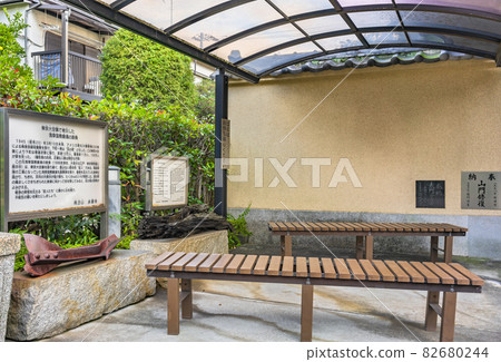 [東京堀切]隅田川七神多門寺休息區展出的二戰遺跡。 82680244