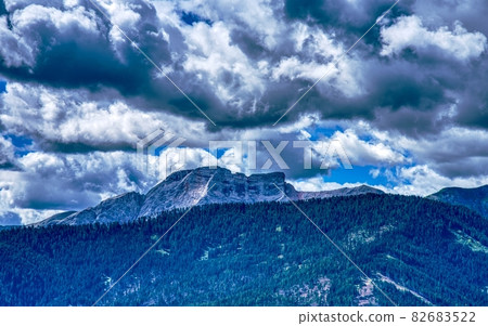 Croda del Becco in its entirety Croda del Becco in its entirety 82683522