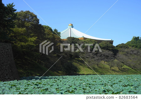 October Chiyoda 793 Budokan and Imperial Palace Uchibori 82683564