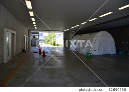 Kobe City Medical Center General Hospital "New Coronavirus" Temporary Seriously Injured Ward 82690386