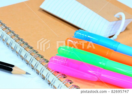 教育形象 為入學考試而學習 教育形象 為入學考試而學習 82695747