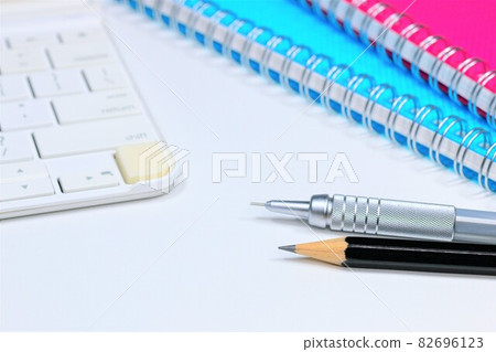 Educational image Writing tools 82696123
