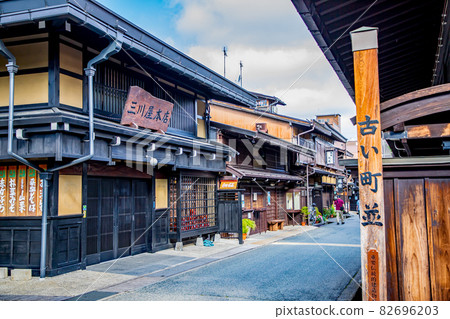 岐阜縣飛驒高山舊街景 82696203