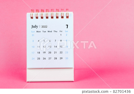 July 2022 desk calendar 82701436