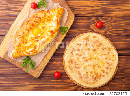 Homemade adjarian khachapuri with egg 82702155