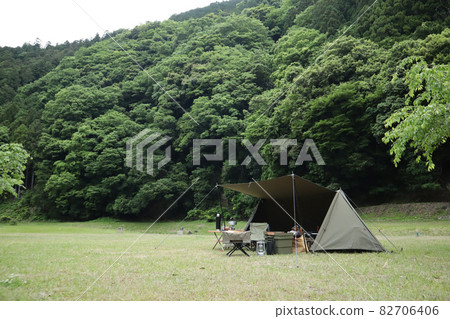 在營地搭建的Pap帳篷 在營地搭建的Pap帳篷 82706406