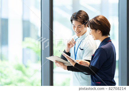 Nursing image Caregiver Nursing staff ■ Shooting cooperation "LINK FOREST" Nursing image Caregiver Nursing staff ■ Shooting cooperation "LINK FOREST" 82708214