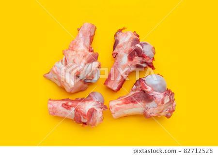 raw pork bones