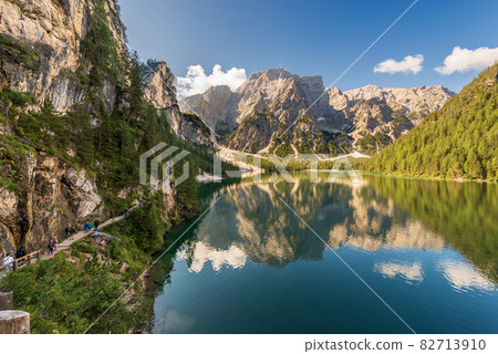 Small Beautiful Lake in Italian Alps - Pragser Wildsee or Lago di Braies 82713910