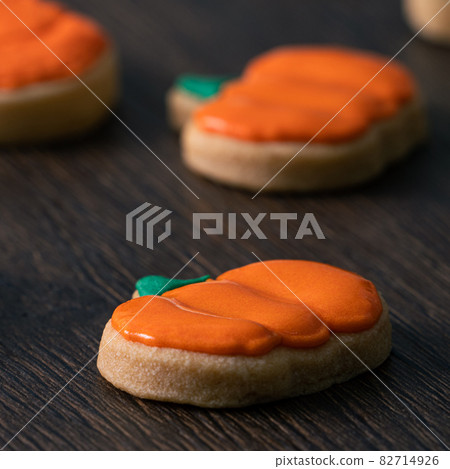 Halloween decoration cookies pumpkin painting Decorating cookie ハロウィン クッキー かぼちゃ Halloween decoration cookies pumpkin painting Decorating cookie ハロウィン クッキー かぼちゃ 82714926
