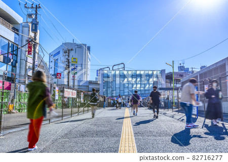 Cityscape of Setagaya, Tokyo Shimokitazawa Station 82716277