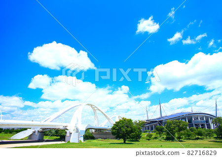 Scenery of Toyota City, Toyota Ohashi and Toyota Stadium 82716829