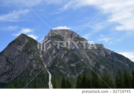 Mount Piano and Piana in the Rienza valley Mount Piano and Piana in the Rienza valley 82719745