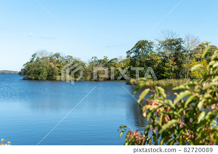 Onuma_Lake_Nakajima_Blue Sky_Hakodate_New Three Views of Japan 82720089