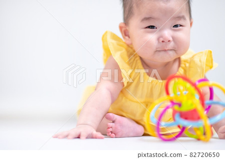 parenting lifestyle baby children 82720650