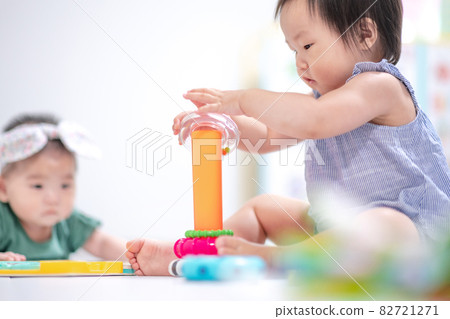 parenting lifestyle baby children 82721271