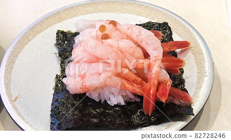 Sweet shrimp sushi Sweet shrimp sushi 82728246