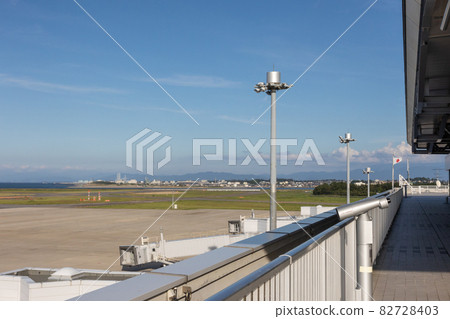 從新潟機場的展望台看到的跑道 82728403