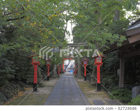 Mabashi Inari Shrine, Suginami-ku, Tokyo 82728686