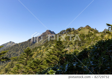 石槌山（愛媛縣） 82729732