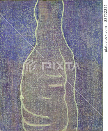 Carbonated water oil on a sunny day Carbonated water oil on a sunny day 82732235