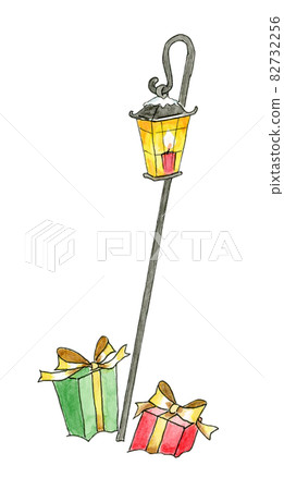 Lantern and Christmas gift [Hand-painted watercolor] 82732256