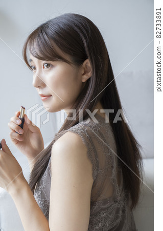 女人化妝 82733891