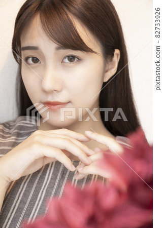 Flower and woman portrait Flower and woman portrait 82733926