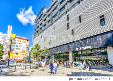 大田區、東京蒲田車站的都市景觀 82734591