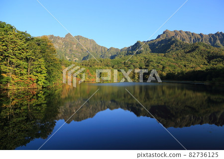 Kagamiike [Togakushi, Nagano City] ・ Myoko Togakushi Mountains National Park 82736125