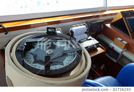 遊輪駕駛室儀器 遊輪駕駛室儀器 82736293