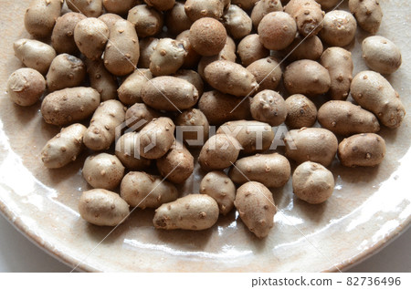 Propagule (Reiko) _ The part where the side buds of yams have accumulated nutrients and have grown _ Ingredients Propagule (Reiko) _ The part where the side buds of yams have accumulated nutrients and have grown _ Ingredients 82736496